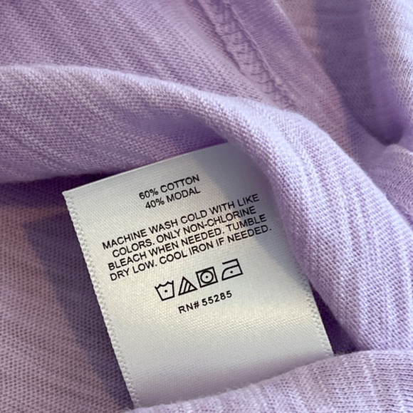 Beautiful NWT Express purple cotton blend top, M - Picture 6 of 6